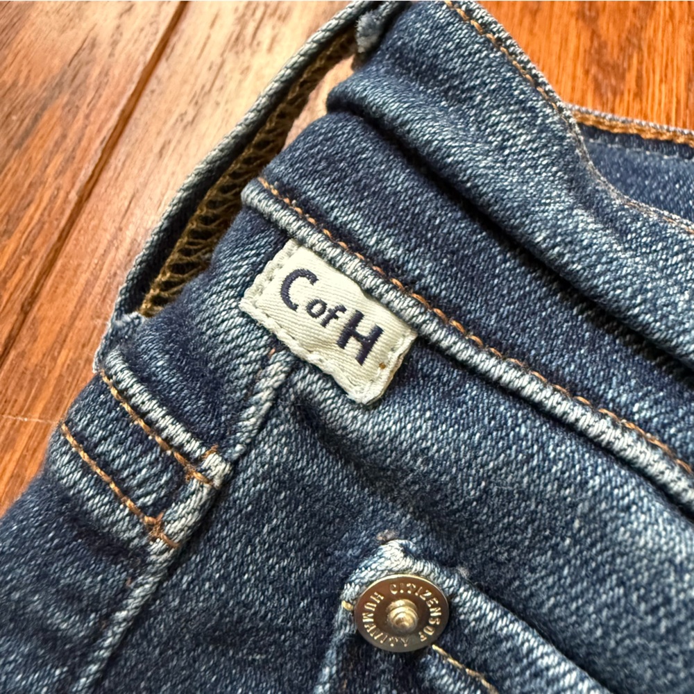 Citizen of Humanity Petite Palma Straight Raw Hem in Ambry mid denim wash, 29P - Picture 11 of 15